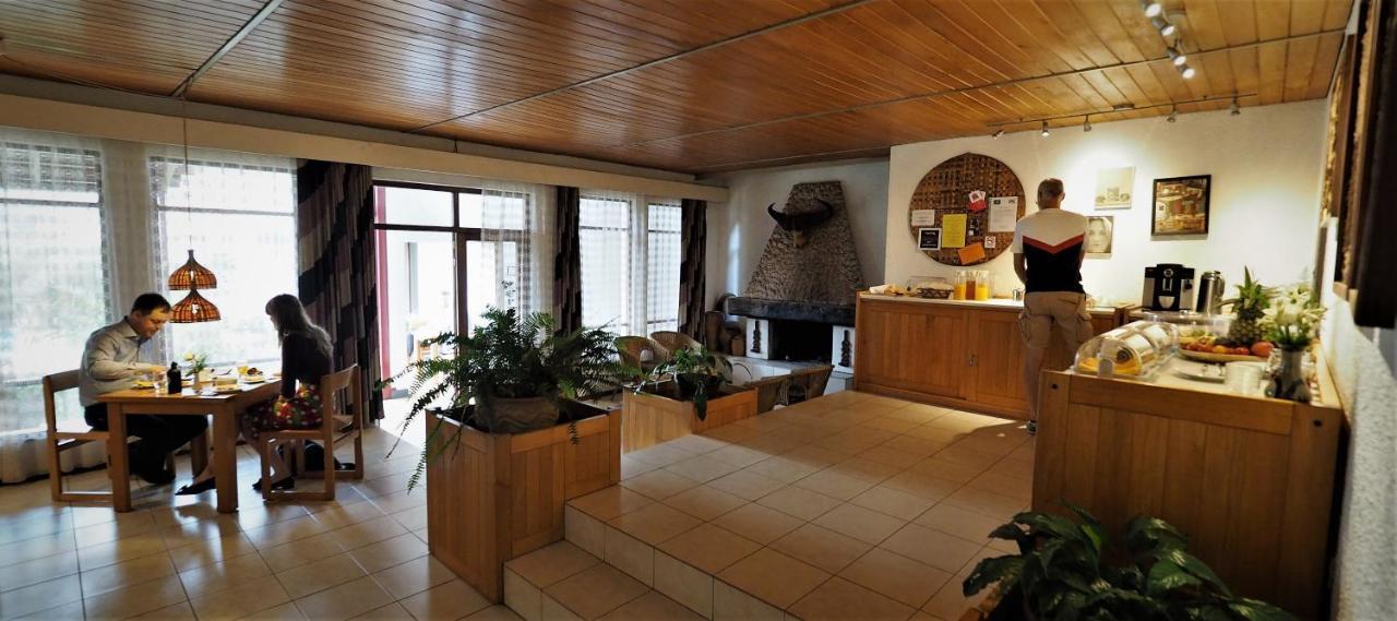 Hotel Le Garni Кигали Экстерьер фото